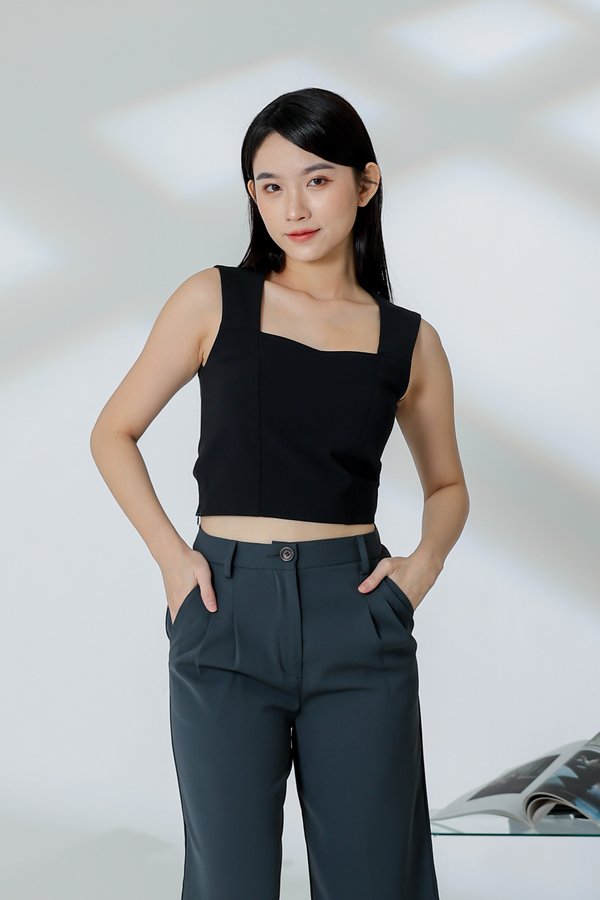 Cora Sweetheart Cropped Top - Black