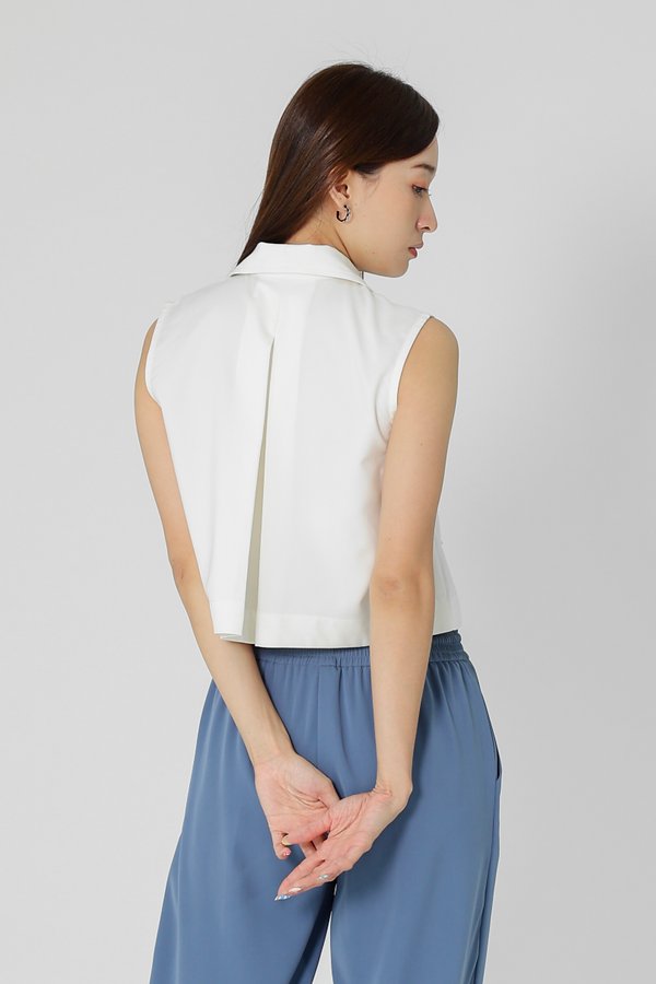 Sarin Flap Pocket Cropped Shirt - White